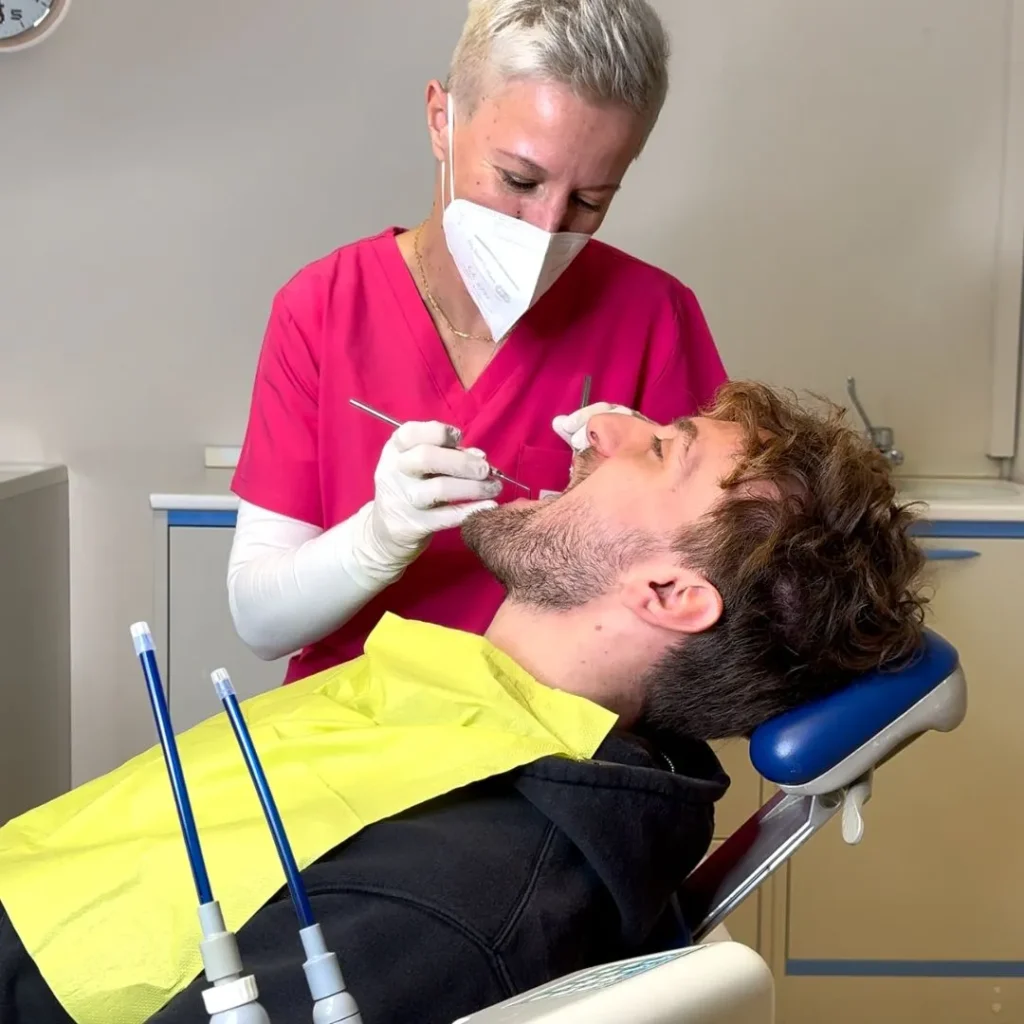 Studio dentistico a Leinì